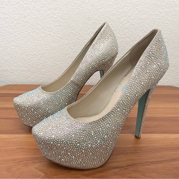 Betsey Johnson Blue WISH Crystals Champagne Platform Wedding Stilettos Size 8.5 - Picture 7 of 16